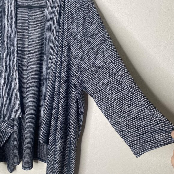 Chicos 3 Open Front Cardigan Womens Size US XL Striped Black & White Knit Lagenl - Picture 6 of 12